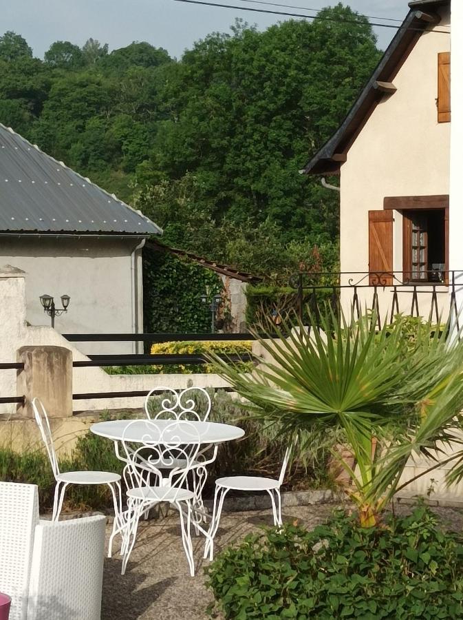 L' Auberge Campagnarde, Lourdes Poueyferré Exteriör bild