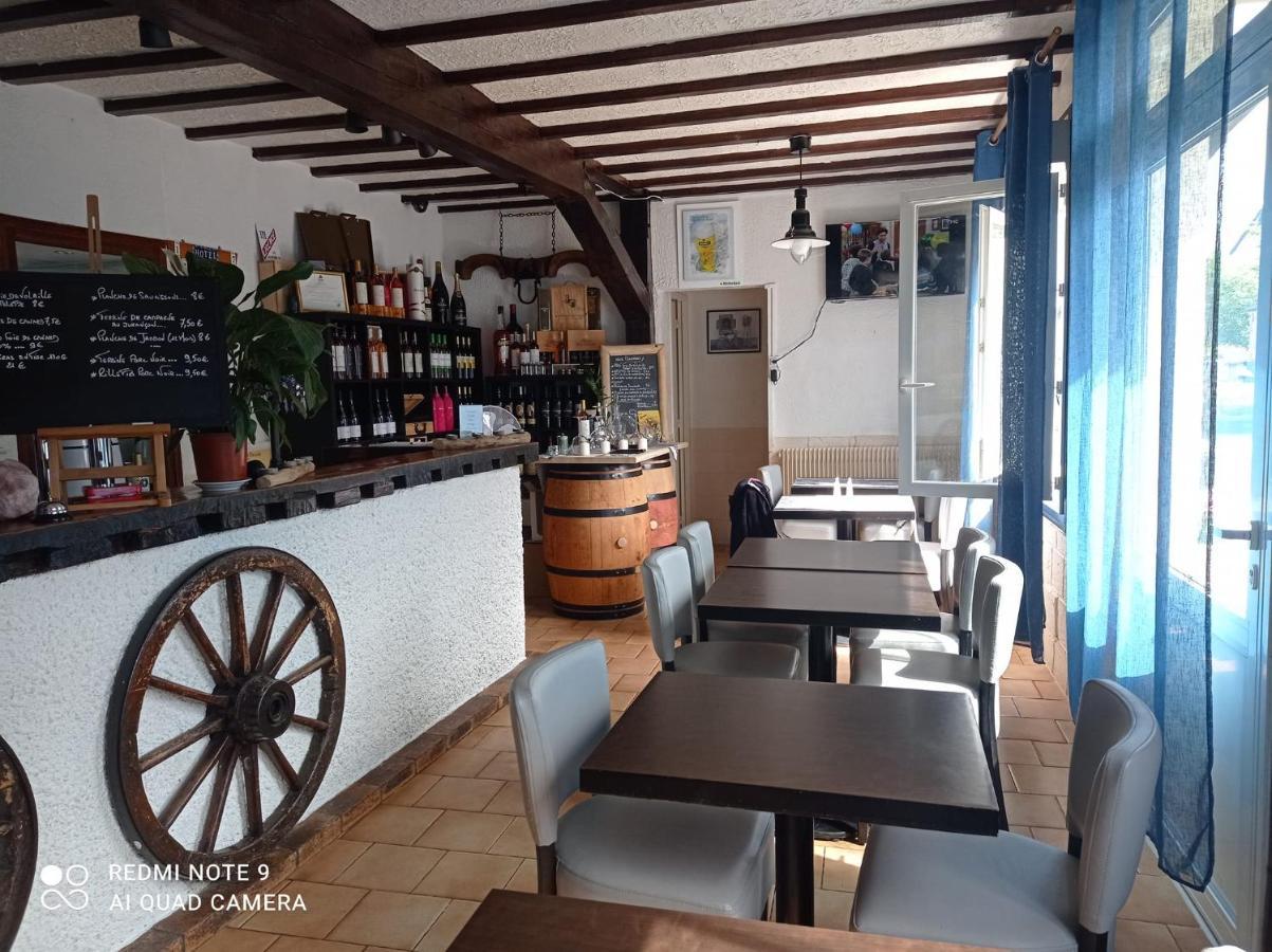 L' Auberge Campagnarde, Lourdes Poueyferré Exteriör bild