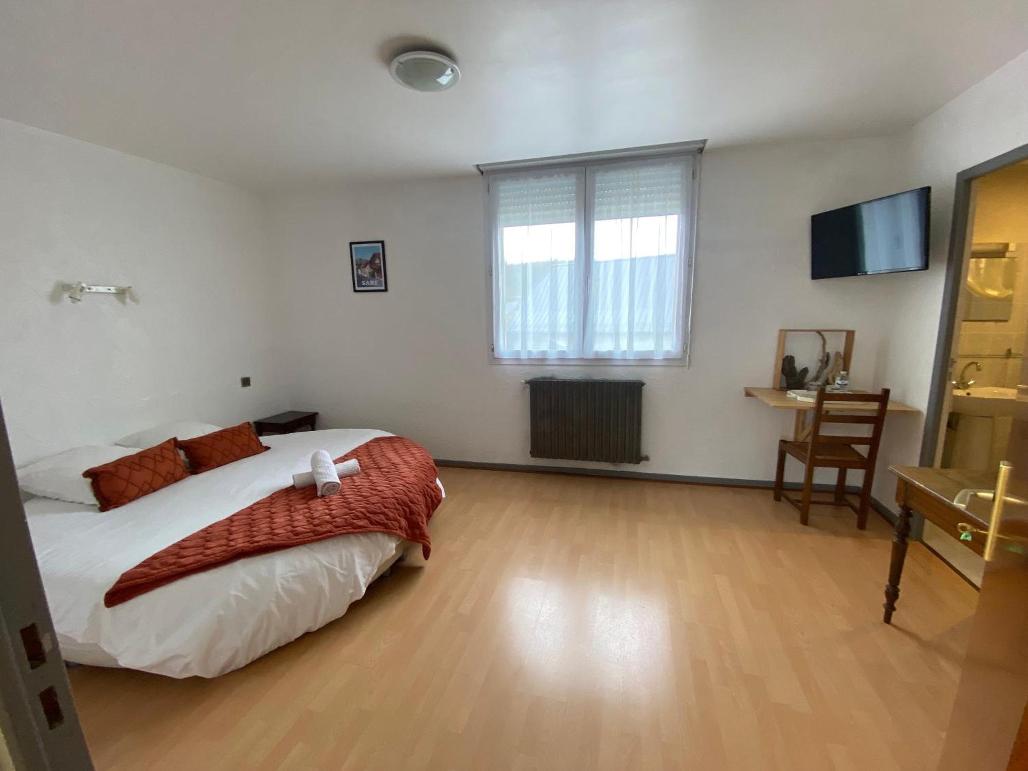 L' Auberge Campagnarde, Lourdes Poueyferré Exteriör bild