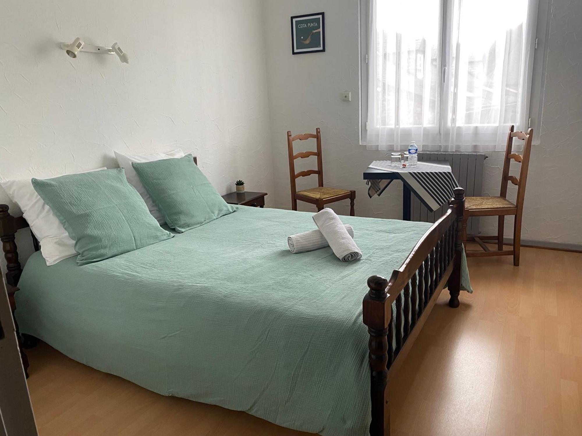L' Auberge Campagnarde, Lourdes Poueyferré Exteriör bild