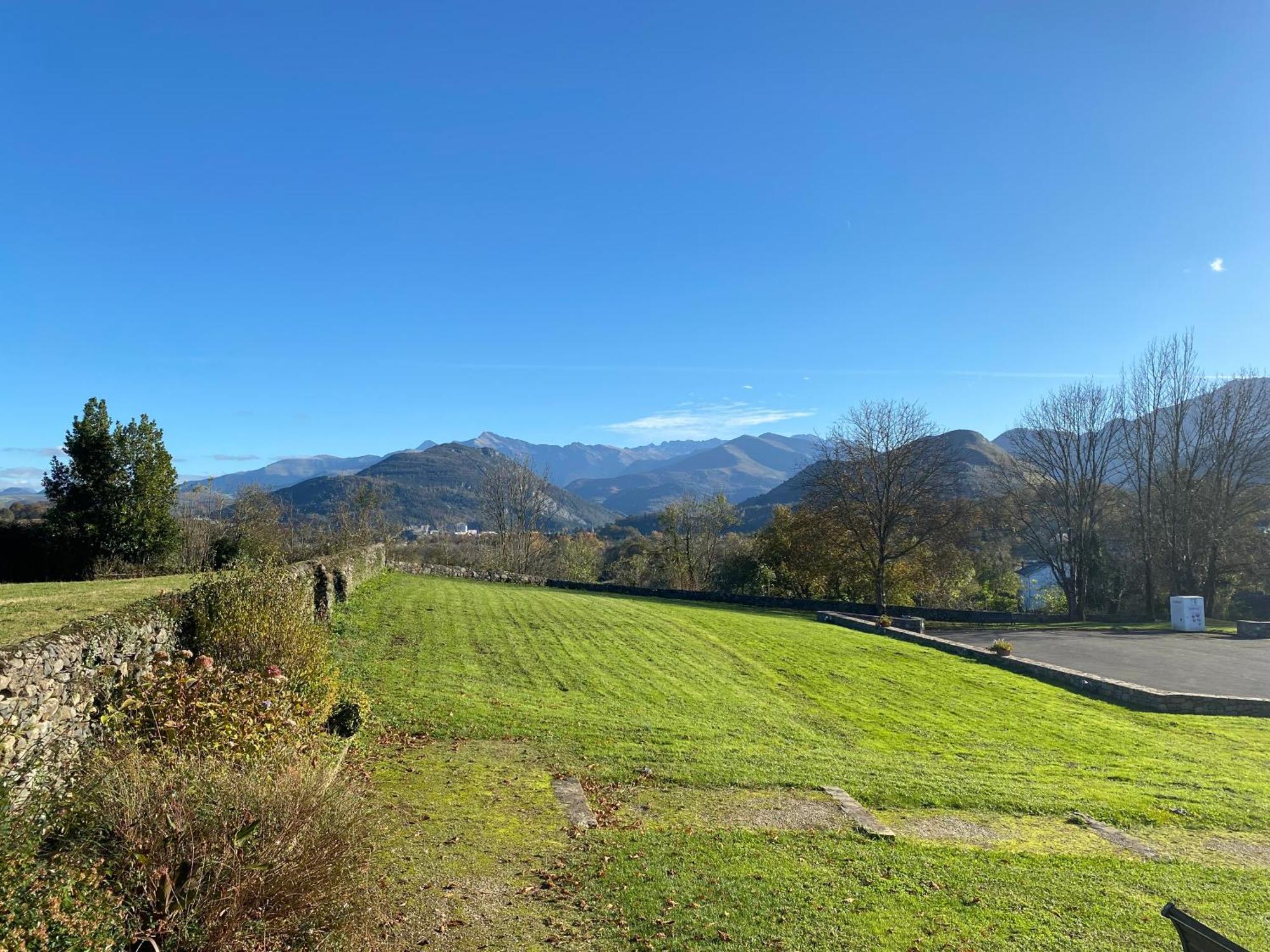 L' Auberge Campagnarde, Lourdes Poueyferré Exteriör bild