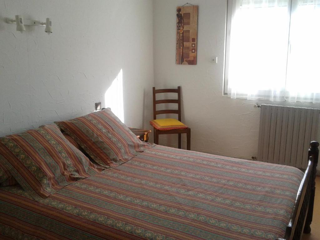 L' Auberge Campagnarde, Lourdes Poueyferré Rum bild